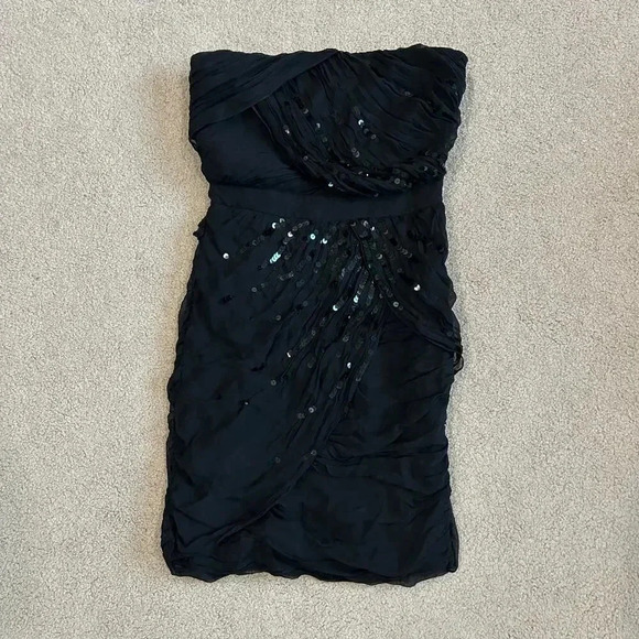 Diane Von Furstenberg Garvin Embellished Black Sequin Mini Dress Strapless Sze 2 - Picture 2 of 6